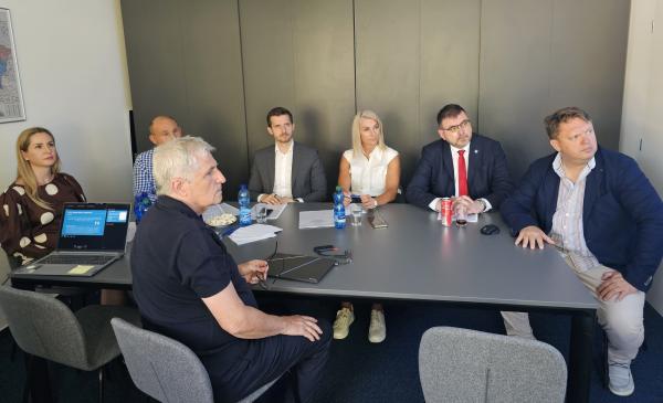 Foto ZMOS 1.jpg